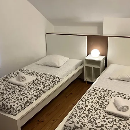 Casas De Fado Apartment *